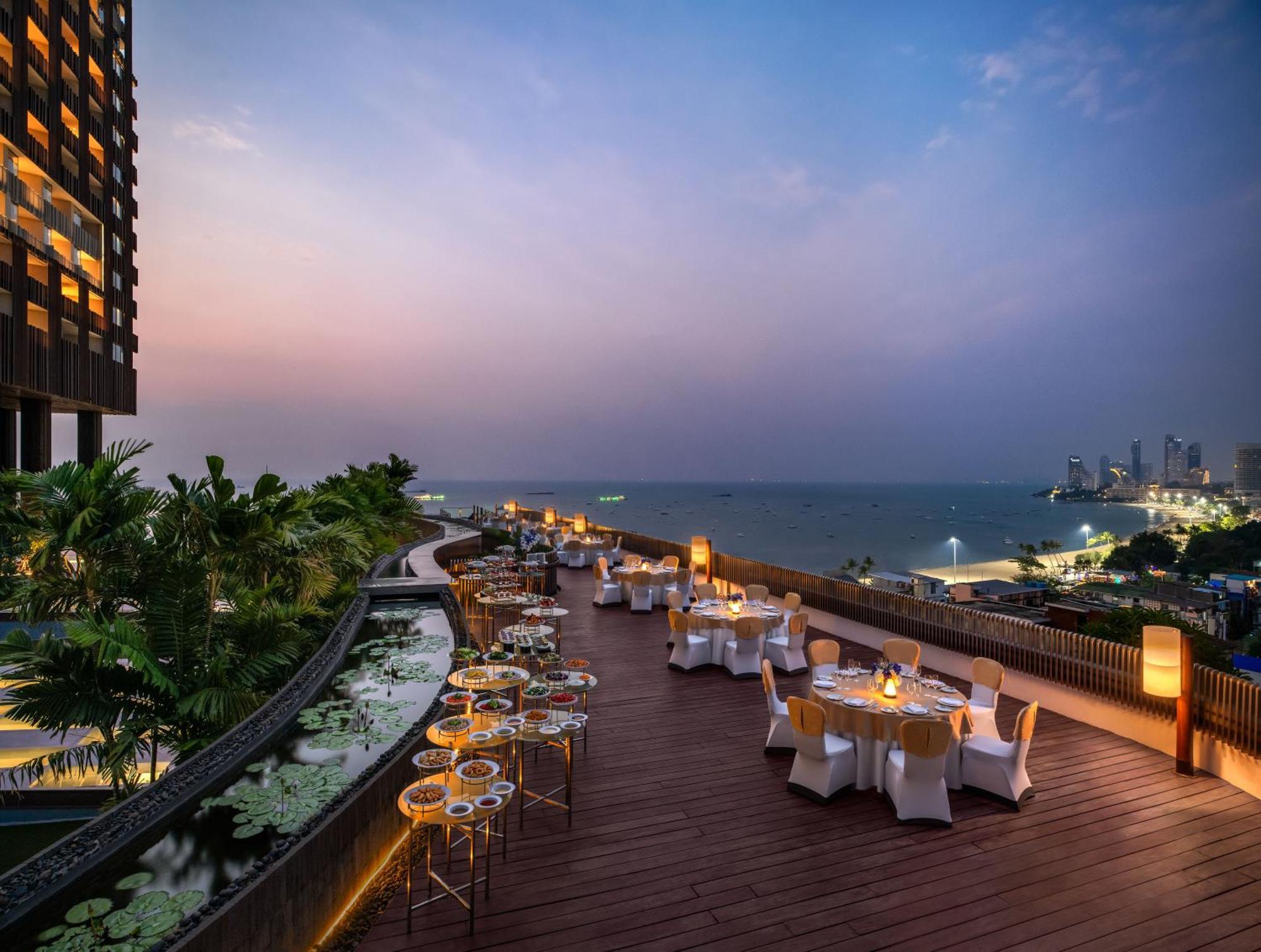 ОТЕЛЬ HILTON PATTAYA ПАТТАЙЯ 4* (Таиланд) - от 14268 RUB | NOCHI